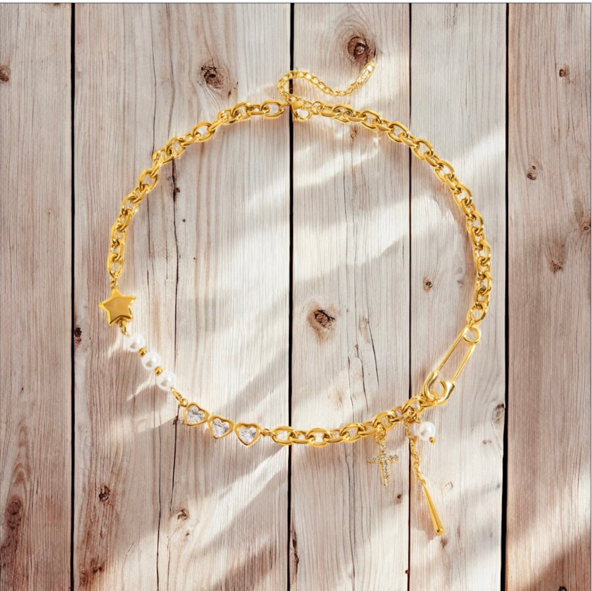 Amor y Fe Necklace